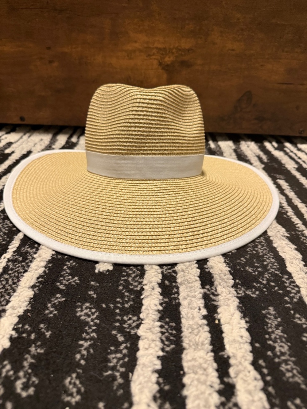 🔥Last San Diego Hat Company Tan Straw Sun Hat with White Trim - Picture 2 of 5